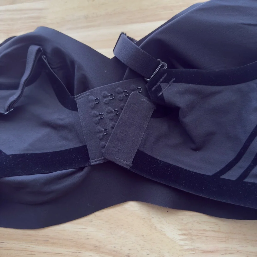Honeylove Womes CrossOver Bra M++ Black Wireless Bonded Support LWBR0203